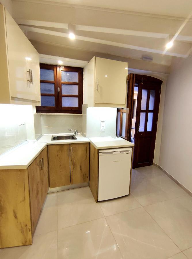 Giorgos & Chara Studio In The Old Port Chania  Exterior photo